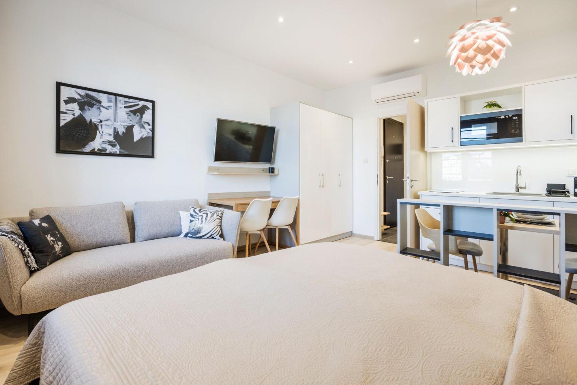 Klarahome Danube With Parliament View Apartman *